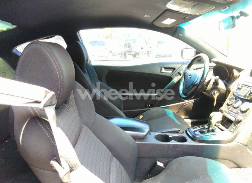 Photo 5 of 2013 Hyundai Genesis 2.0T (VIN KMHHT6KD2DU080165)