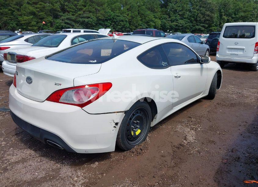 Photo 4 of 2010 Hyundai Genesis 2.0T PREMIUM (VIN KMHHT6KD3AU033898)