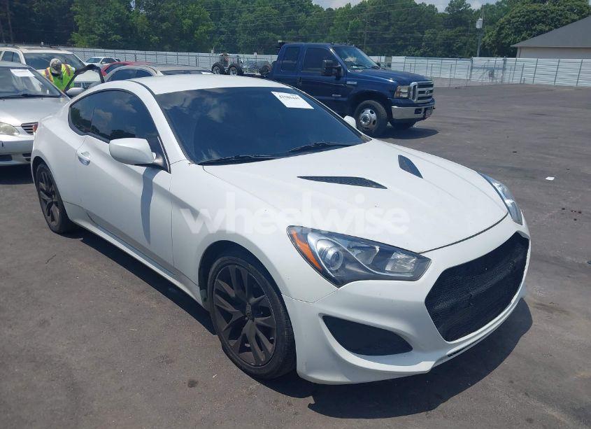 2013 Hyundai Genesis 2.0T (VIN KMHHT6KD4DU088543) main photo
