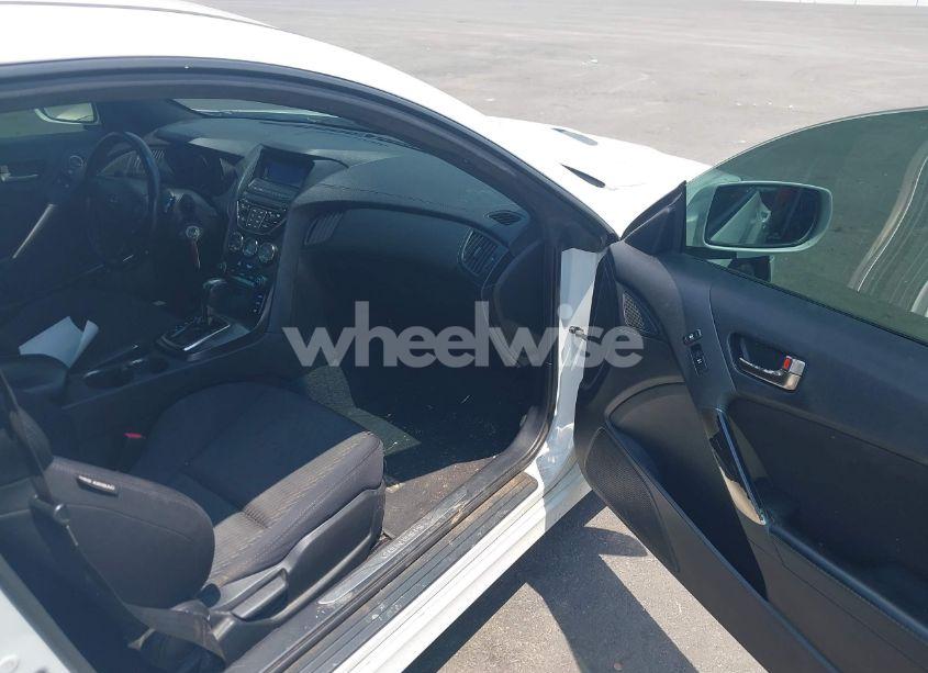 Photo 5 of 2013 Hyundai Genesis 2.0T (VIN KMHHT6KD4DU088543)