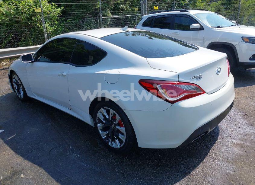 Photo 3 of 2013 Hyundai Genesis 2.0T PREMIUM (VIN KMHHT6KD4DU097582)
