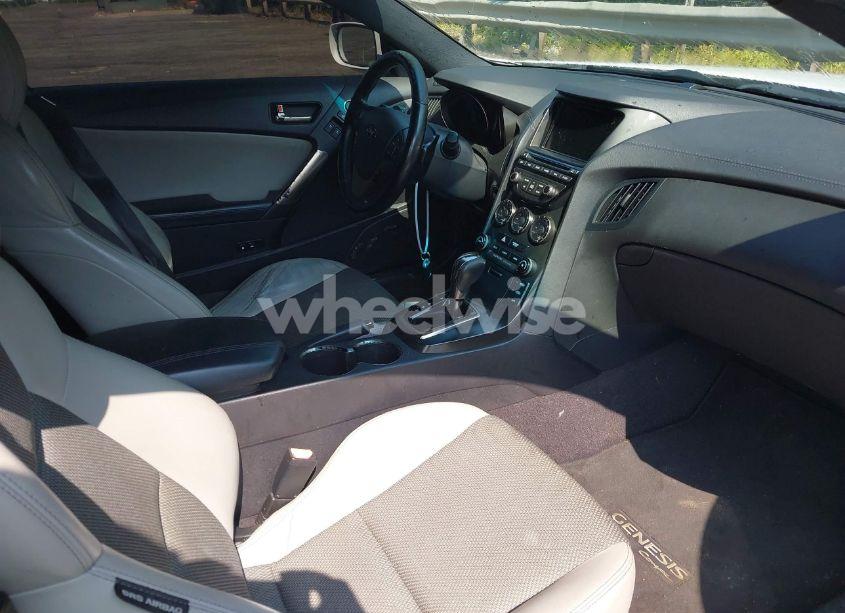 Photo 5 of 2013 Hyundai Genesis 2.0T PREMIUM (VIN KMHHT6KD4DU097582)