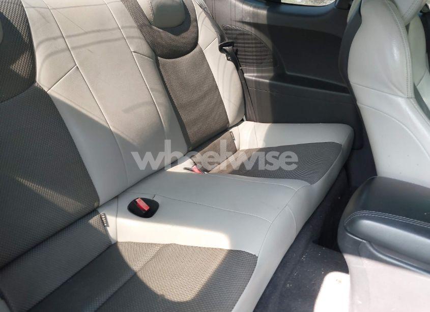 Photo 8 of 2013 Hyundai Genesis 2.0T PREMIUM (VIN KMHHT6KD4DU097582)