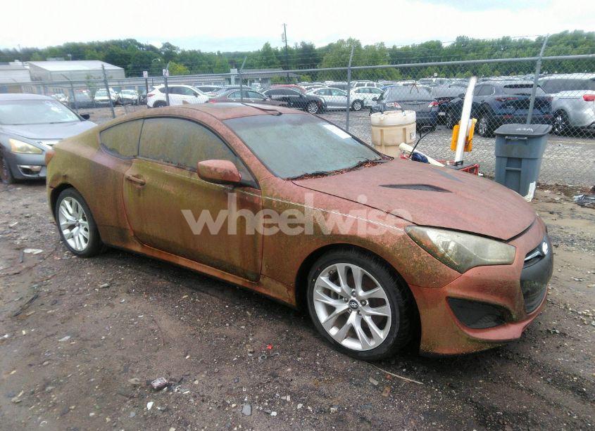 2013 Hyundai Genesis COUPE 2.0T (VIN KMHHT6KD5DU090317) main photo