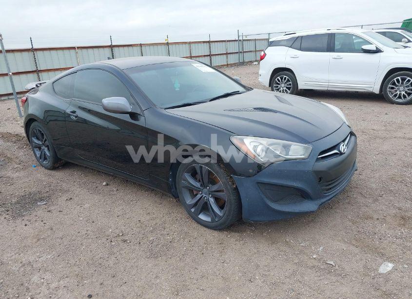 2013 Hyundai Genesis 2.0T (VIN KMHHT6KD8DU091672) main photo