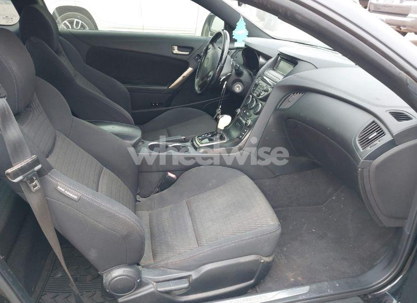 Photo 5 of 2013 Hyundai Genesis 2.0T (VIN KMHHT6KD8DU091672)