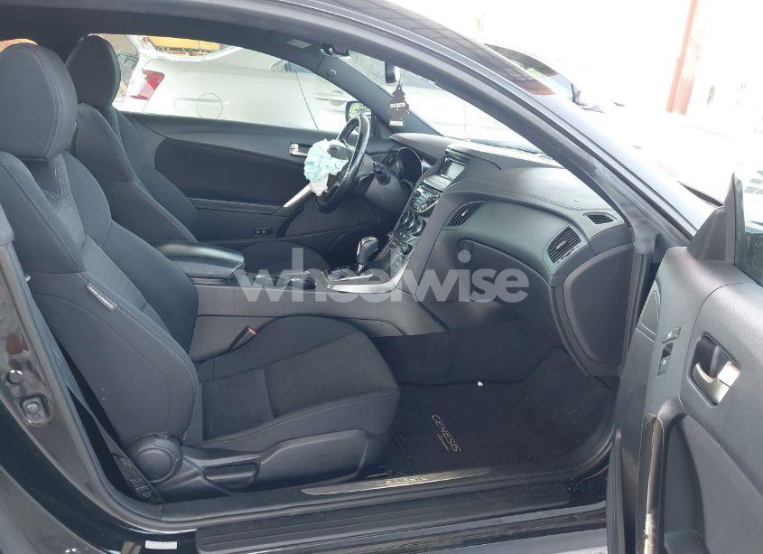 Photo 5 of 2015 Hyundai Genesis 3.8 BASE (VIN KMHHT6KJ2FU127669)