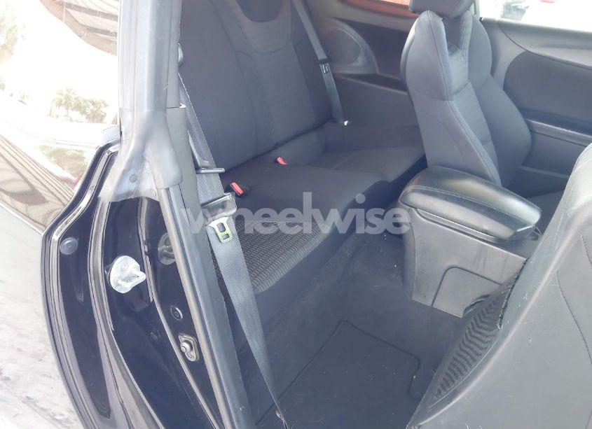 Photo 8 of 2015 Hyundai Genesis 3.8 BASE (VIN KMHHT6KJ2FU127669)