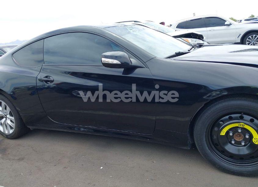 Photo 14 of 2016 Hyundai Genesis 3.8 BASE (VIN KMHHT6KJ4GU134415)