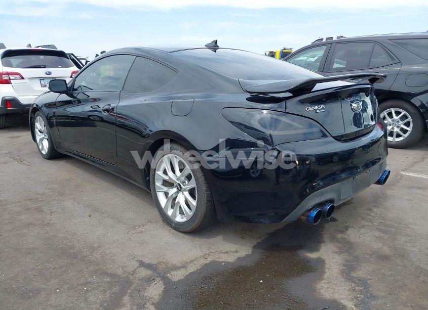 Photo 3 of 2016 Hyundai Genesis 3.8 BASE (VIN KMHHT6KJ4GU134415)