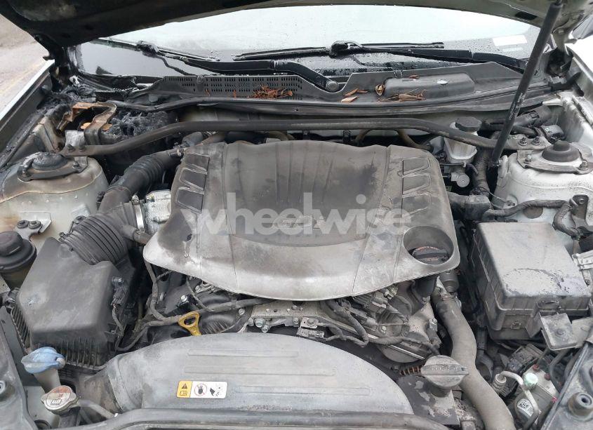 Photo 10 of 2013 Hyundai Genesis 3.8 TRACK (VIN KMHHU6KJ0DU106880)