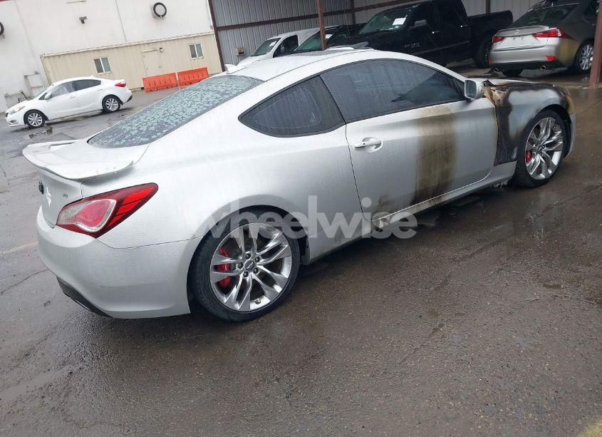 Photo 4 of 2013 Hyundai Genesis 3.8 TRACK (VIN KMHHU6KJ0DU106880)