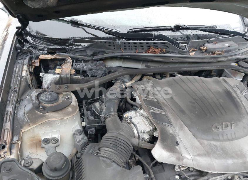 Photo 6 of 2013 Hyundai Genesis 3.8 TRACK (VIN KMHHU6KJ0DU106880)