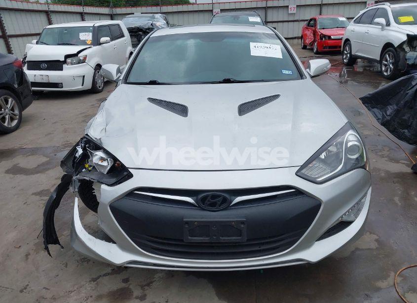 Photo 13 of 2013 Hyundai Genesis 3.8 TRACK (VIN KMHHU6KJ2DU100451)