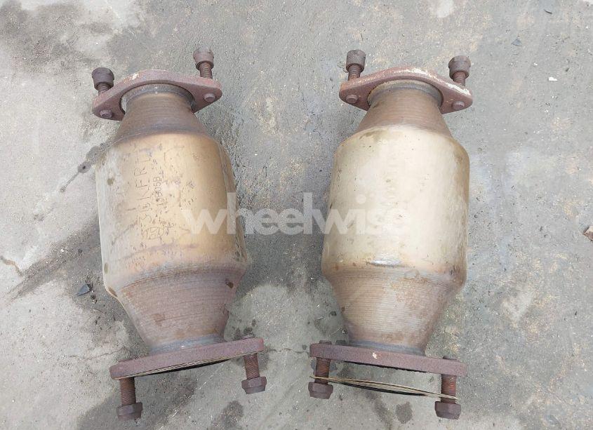 Photo 18 of 2013 Hyundai Genesis 3.8 TRACK (VIN KMHHU6KJ2DU100451)