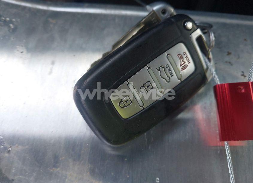 Photo 11 of 2015 Hyundai Genesis N/A (VIN KMHHU6KJ3FU124857)