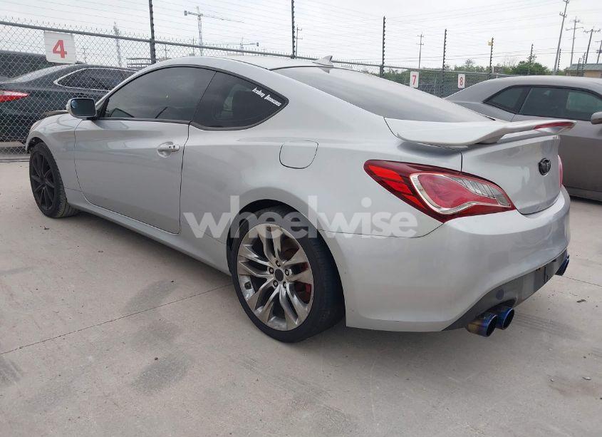 Photo 3 of 2013 Hyundai Genesis 3.8 TRACK (VIN KMHHU6KJ6DU083587)