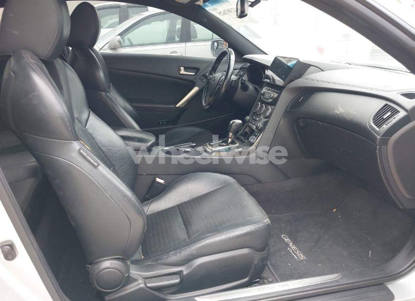 Photo 5 of 2013 Hyundai Genesis 3.8 TRACK (VIN KMHHU6KJ6DU083587)