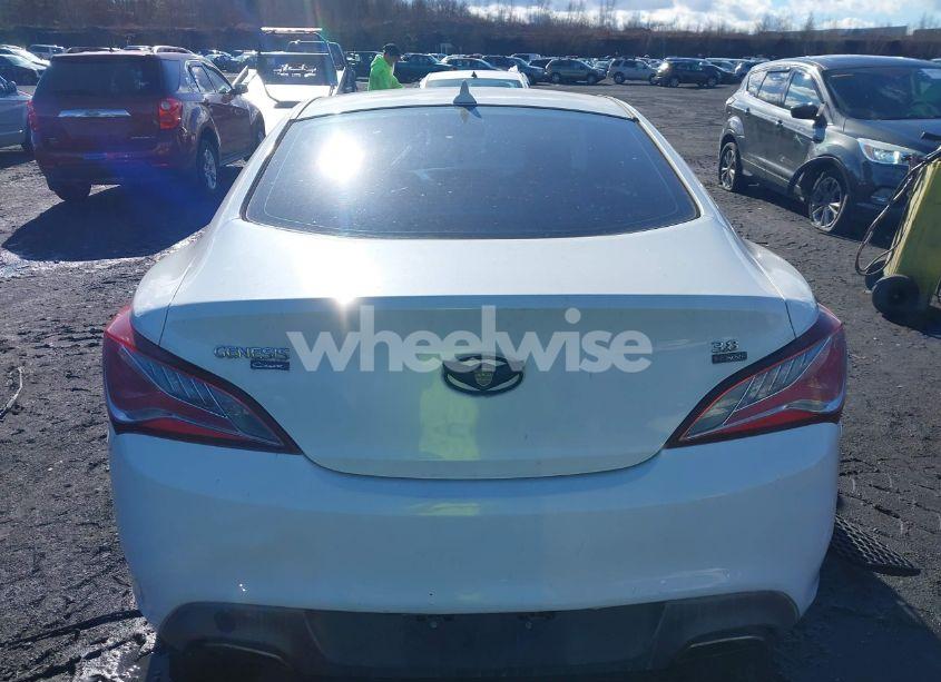 Photo 16 of 2013 Hyundai Genesis 3.8 R-SPEC (VIN KMHHU6KJ7DU096543)