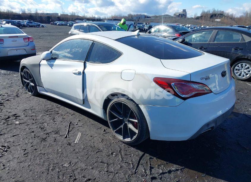 Photo 3 of 2013 Hyundai Genesis 3.8 R-SPEC (VIN KMHHU6KJ7DU096543)