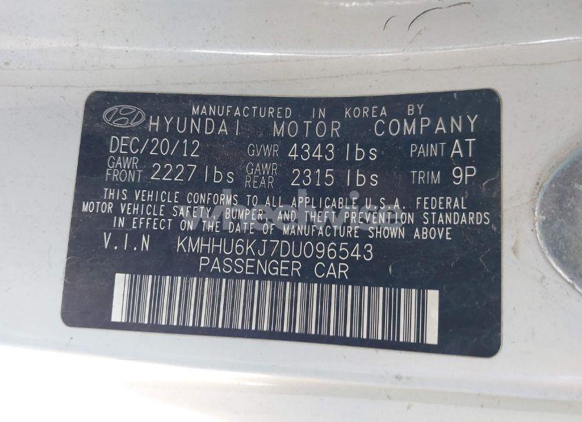 Photo 9 of 2013 Hyundai Genesis 3.8 R-SPEC (VIN KMHHU6KJ7DU096543)