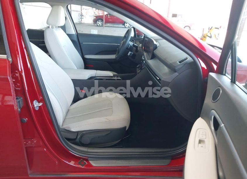 Photo 5 of 2024 Hyundai Sonata SEL (VIN KMHL14JA0RA350403)