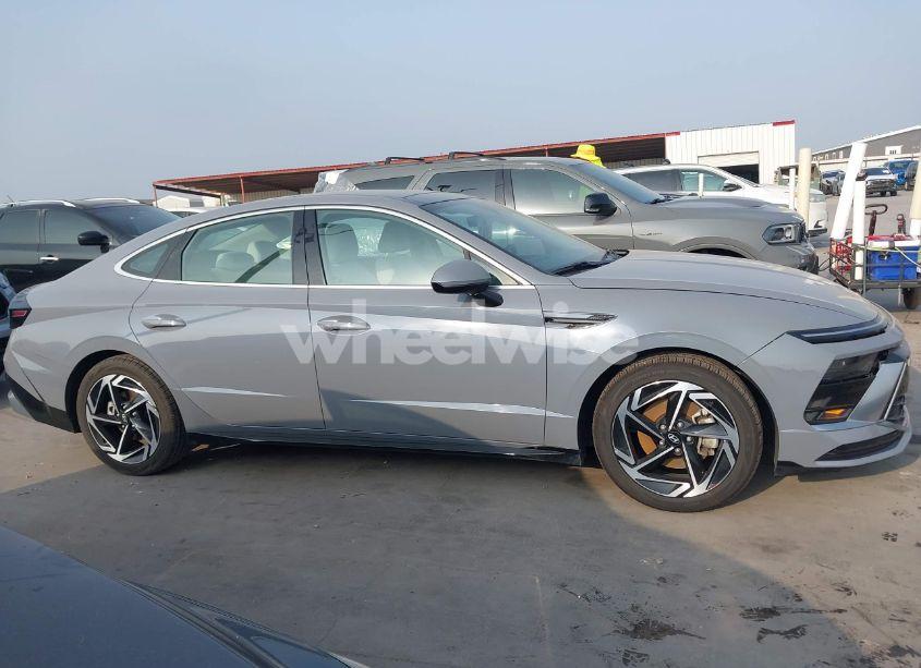 Photo 13 of 2024 Hyundai Sonata SEL (VIN KMHL14JA2RA350015)