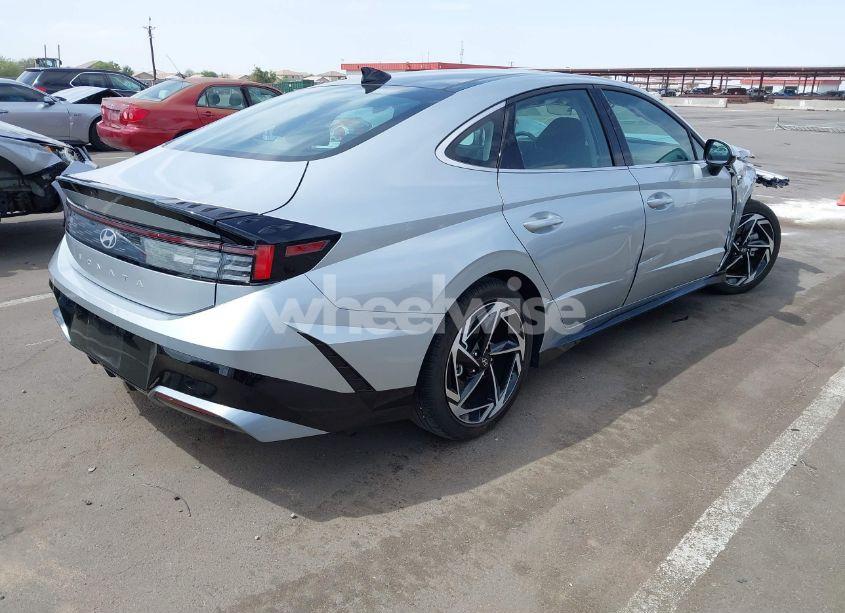 Photo 4 of 2024 Hyundai Sonata SEL (VIN KMHL14JA2RA352363)