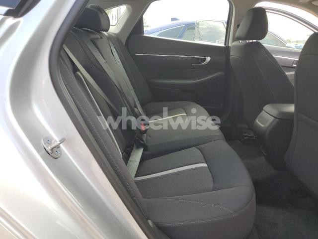 Photo 2 of 2025 HYUNDAI SONATA SEL (VIN KMHL14JA4SA449893)