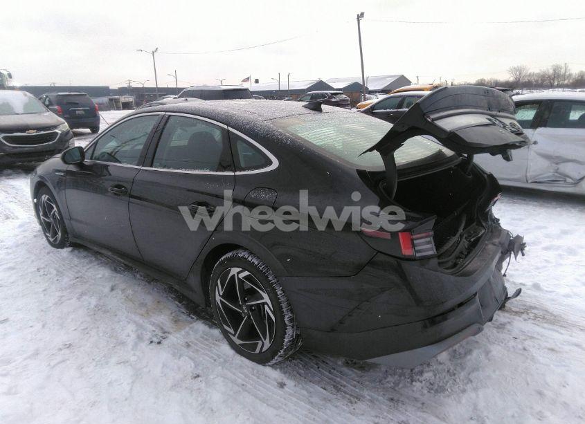 Photo 3 of 2024 Hyundai Sonata SEL (VIN KMHL14JA5RA354494)