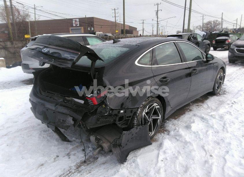 Photo 4 of 2024 Hyundai Sonata SEL (VIN KMHL14JA5RA354494)