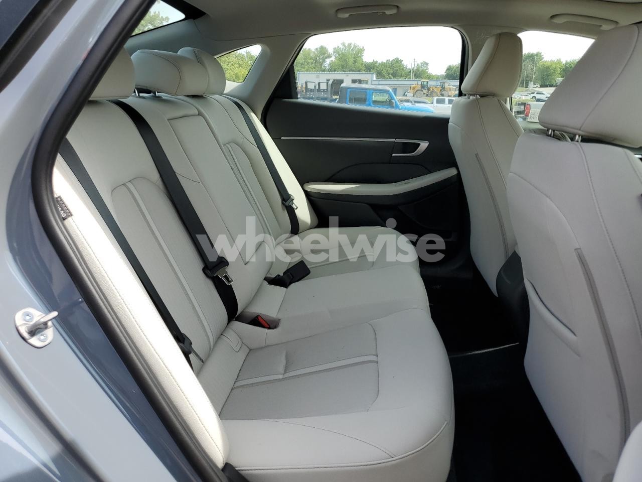 Photo 10 of 2025 HYUNDAI SONATA SEL (VIN KMHL14JA5SA500236)