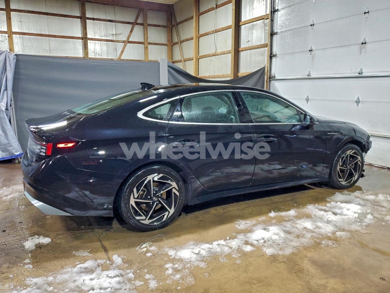 Photo 3 of 2024 HYUNDAI SONATA SEL (VIN KMHL14JA8RA350911)