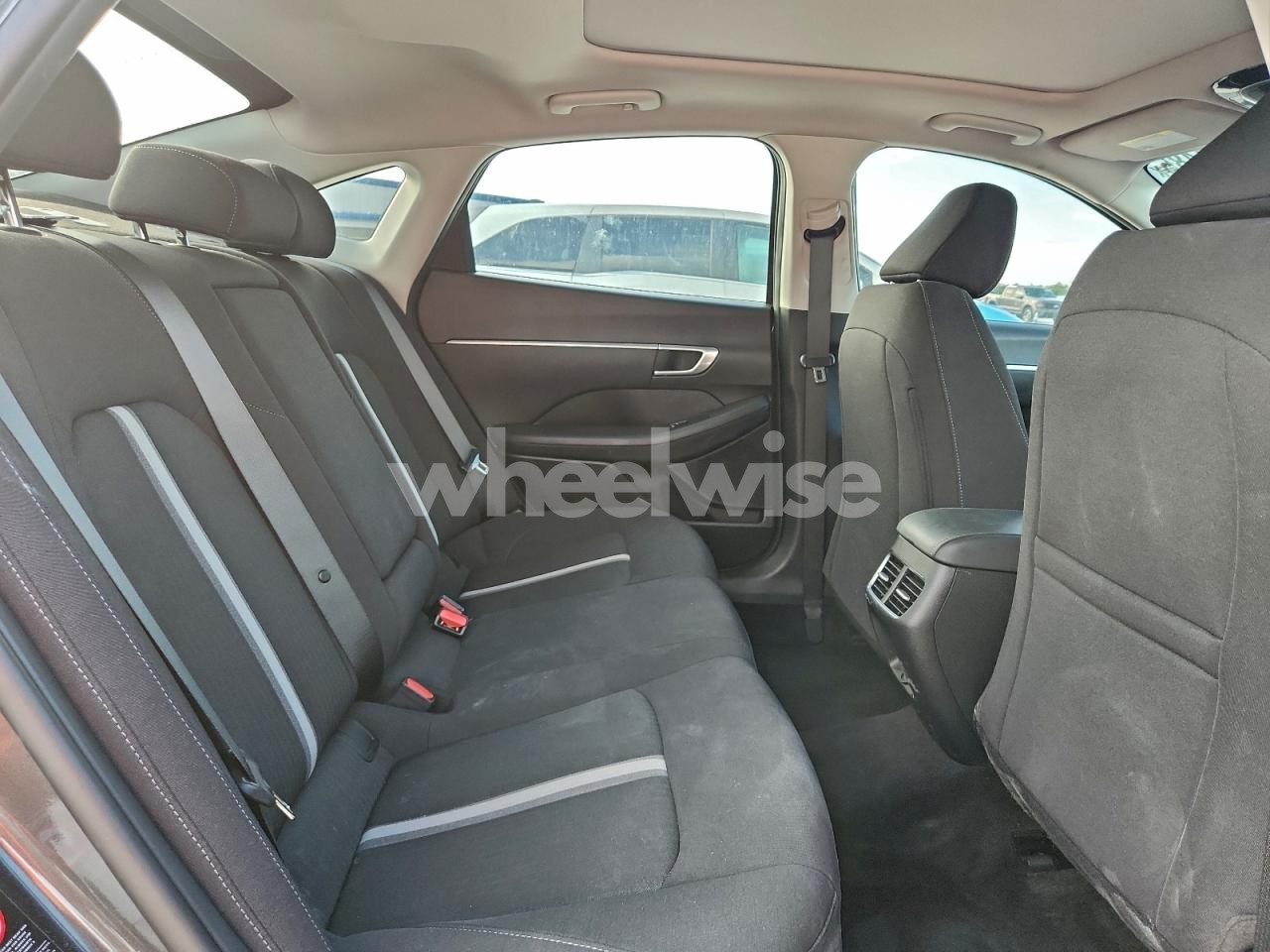Photo 10 of 2023 HYUNDAI SONATA SEL (VIN KMHL14JAXPA302050)