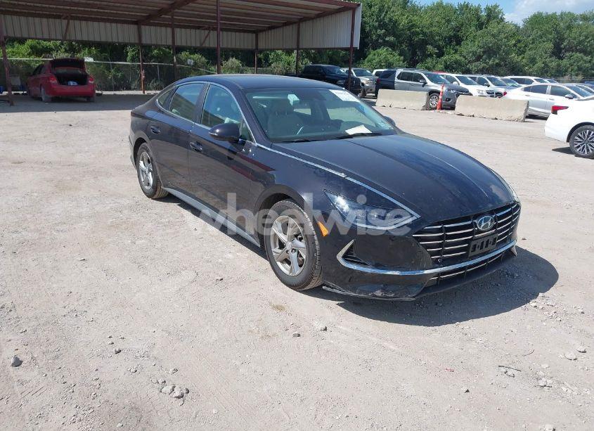 2023 Hyundai Sonata SE (VIN KMHL24JA0PA331554) main photo