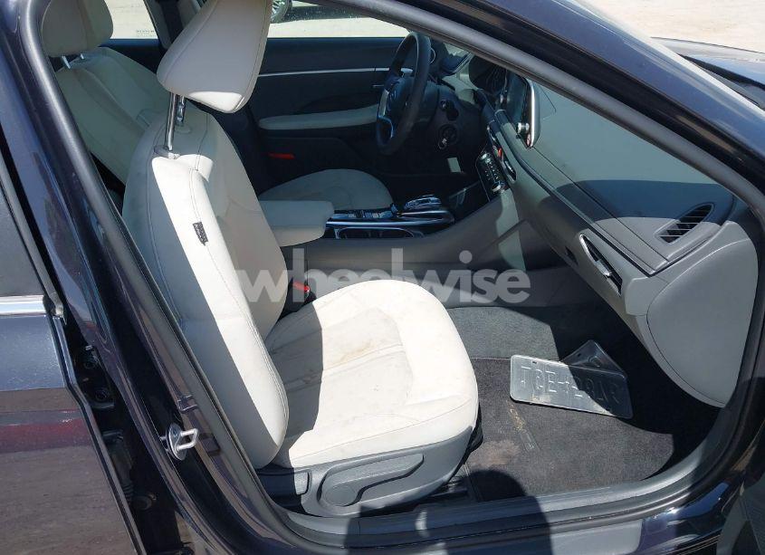 Photo 5 of 2023 Hyundai Sonata SE (VIN KMHL24JA0PA331554)