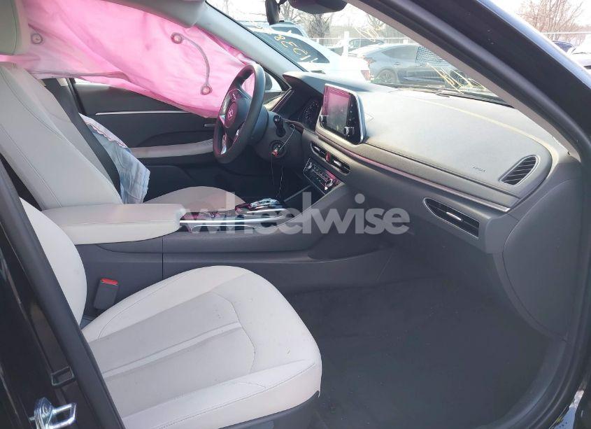 Photo 5 of 2023 Hyundai Sonata SE (VIN KMHL24JA3PA246935)