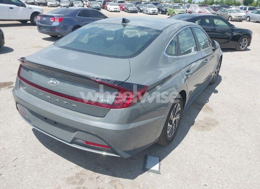 Photo 4 of 2021 Hyundai Sonata BLUE (VIN KMHL24JJ6MA017273)