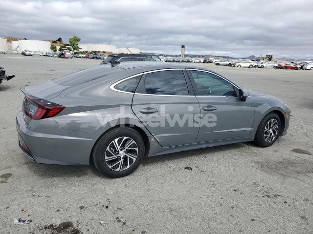 Photo 4 of 2021 HYUNDAI SONATA HYBRID (VIN KMHL24JJXMA024422)