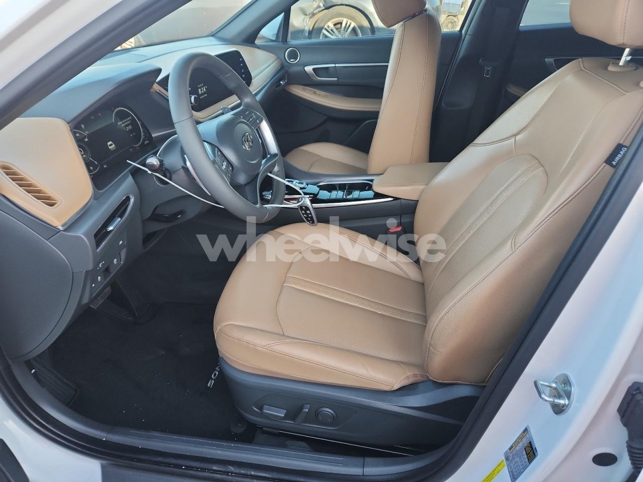 Photo 7 of 2022 HYUNDAI SONATA LIMITED (VIN KMHL34J24NA212389)