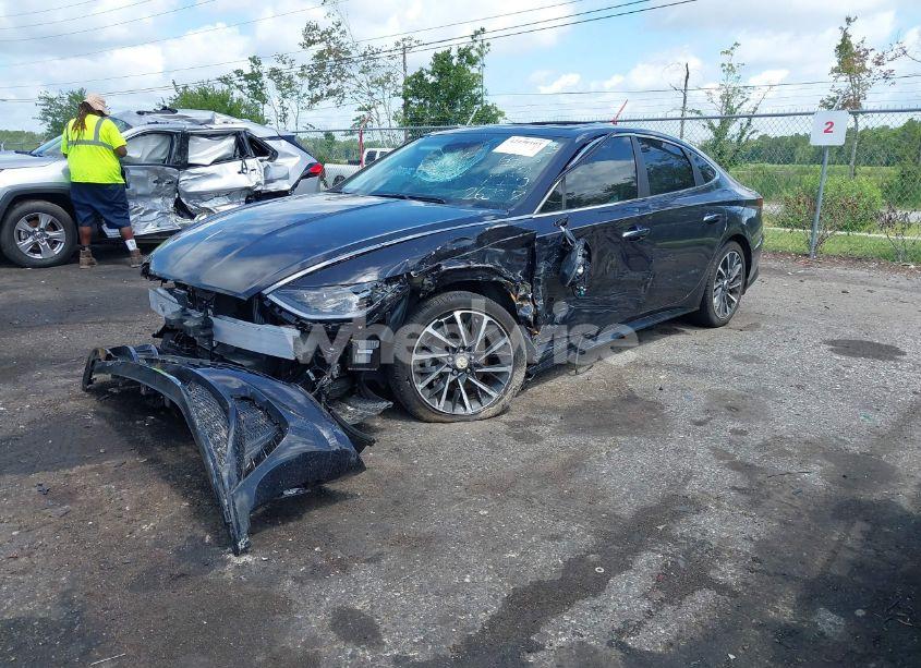 Photo 2 of 2023 Hyundai Sonata LIMITED (VIN KMHL34J2XPA262877)