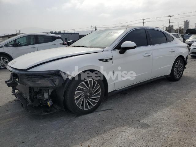 Photo 4 of 2024 HYUNDAI SONATA HYBRID (VIN KMHL34JJ0RA100606)