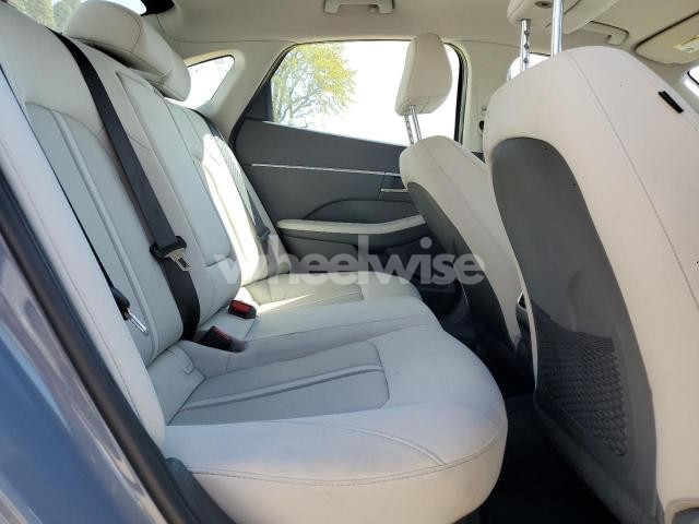 Photo 5 of 2025 HYUNDAI SONATA HYBRID (VIN KMHL34JJ0SA104399)