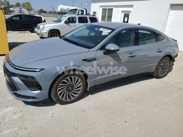 Photo 8 of 2025 HYUNDAI SONATA HYBRID (VIN KMHL34JJ0SA104399)