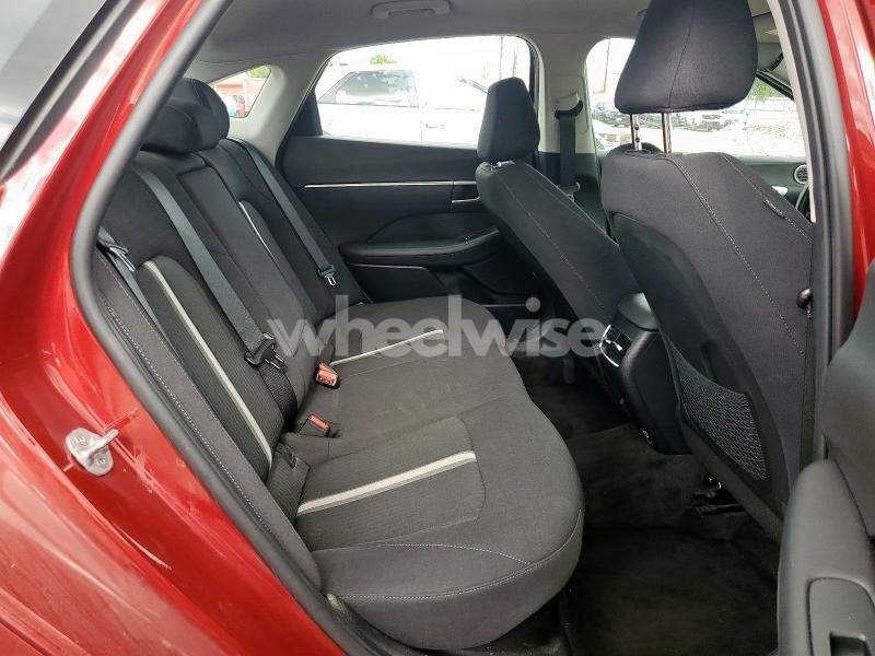 Photo 4 of 2025 HYUNDAI SONATA HYBRID (VIN KMHL34JJ0SA105035)