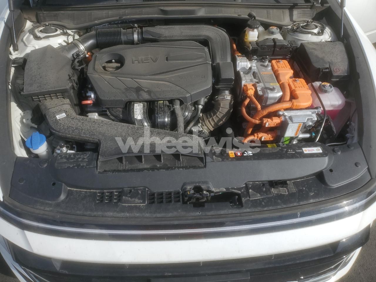Photo 11 of 2024 HYUNDAI SONATA HYBRID (VIN KMHL34JJ1RA097358)