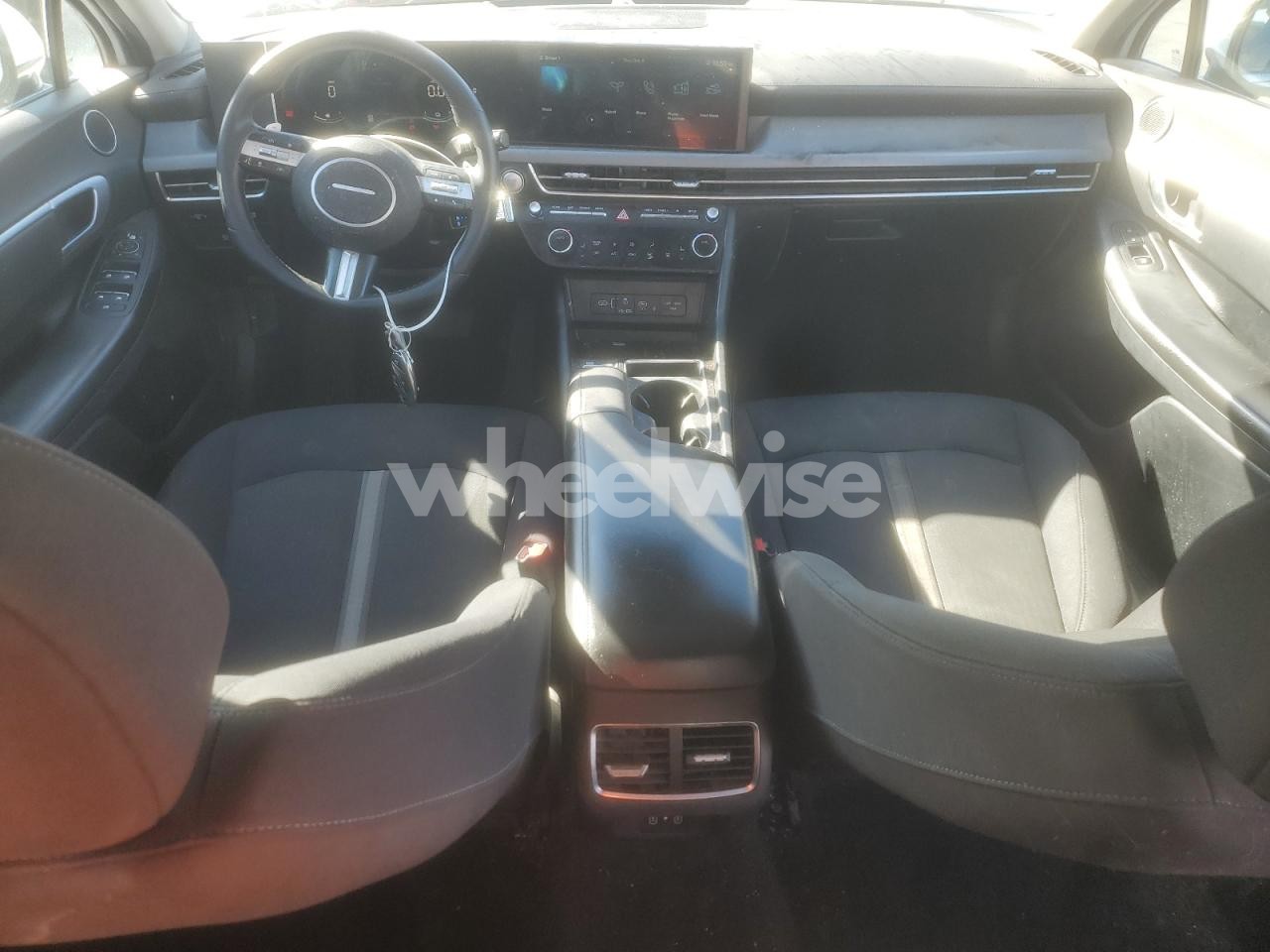 Photo 8 of 2024 HYUNDAI SONATA HYBRID (VIN KMHL34JJ1RA097358)