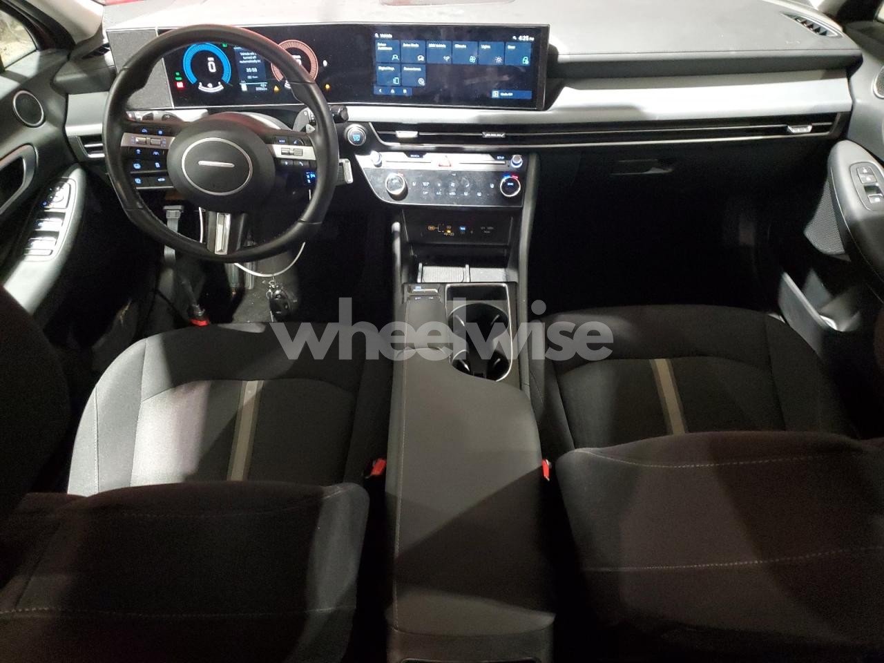 Photo 8 of 2025 HYUNDAI SONATA HYBRID (VIN KMHL34JJ2SA127019)