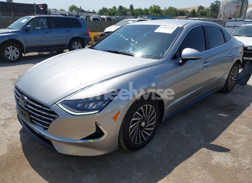 Photo 2 of 2021 Hyundai Sonata SEL (VIN KMHL34JJ3MA018992)