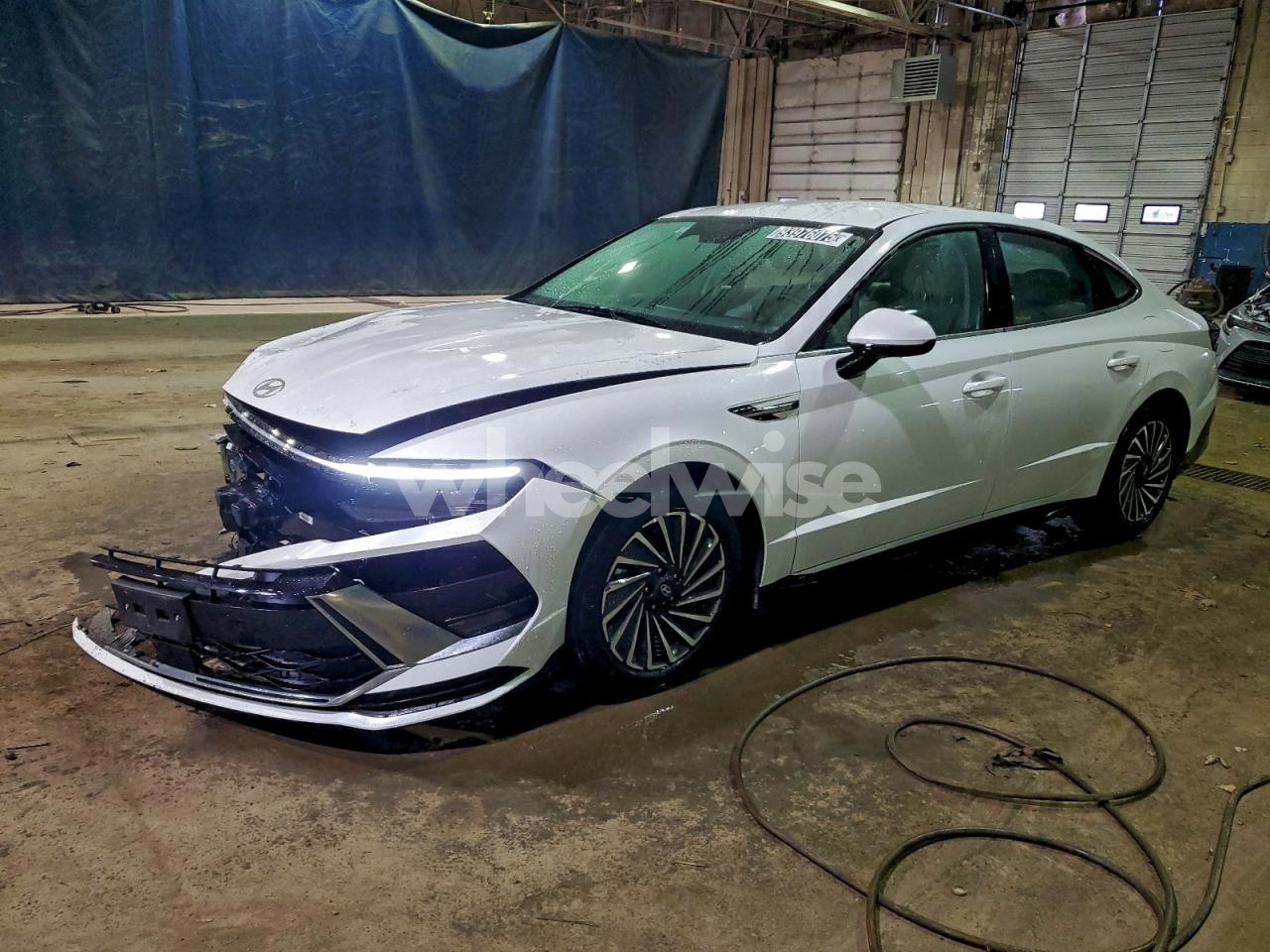 2025 HYUNDAI SONATA HYBRID (VIN KMHL34JJ3SA104722) main photo